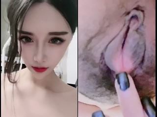 Pelacur Asia telanjang tarian dan masturbasi